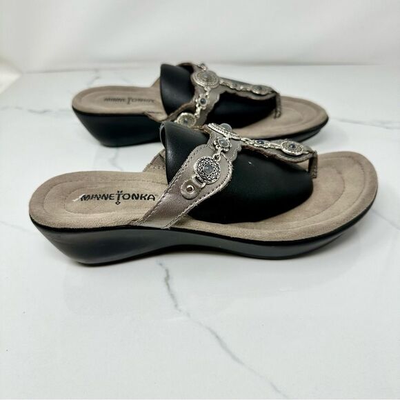 Minnetonka Leather Sandals- Size 8 - Picture 10 of 12